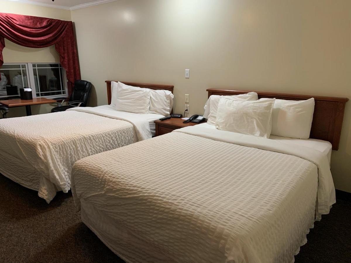 Motel Travelodge By Wyndham 2*